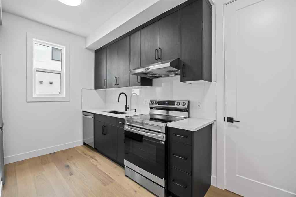 MLS® A2245775 - 9 Eaton Terrace  in Cambridge Park Rural Rocky View County, Residential