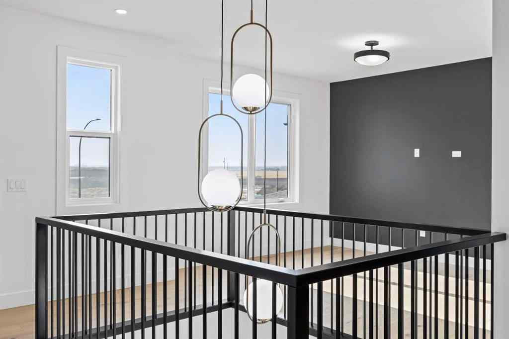 MLS® A2245775 - 9 Eaton Terrace  in Cambridge Park Rural Rocky View County, Residential