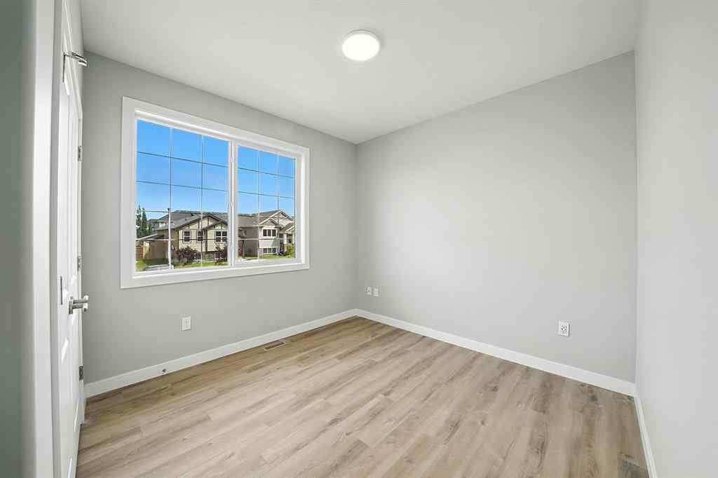 MLS® A2245777 - 84 Reynolds Road  in Ryders Ridge Sylvan Lake, Residential