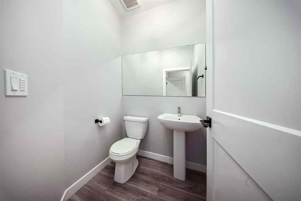 MLS® A2245782 - 88 Henderson Crescent  in Hawkridge Estates Penhold, Residential