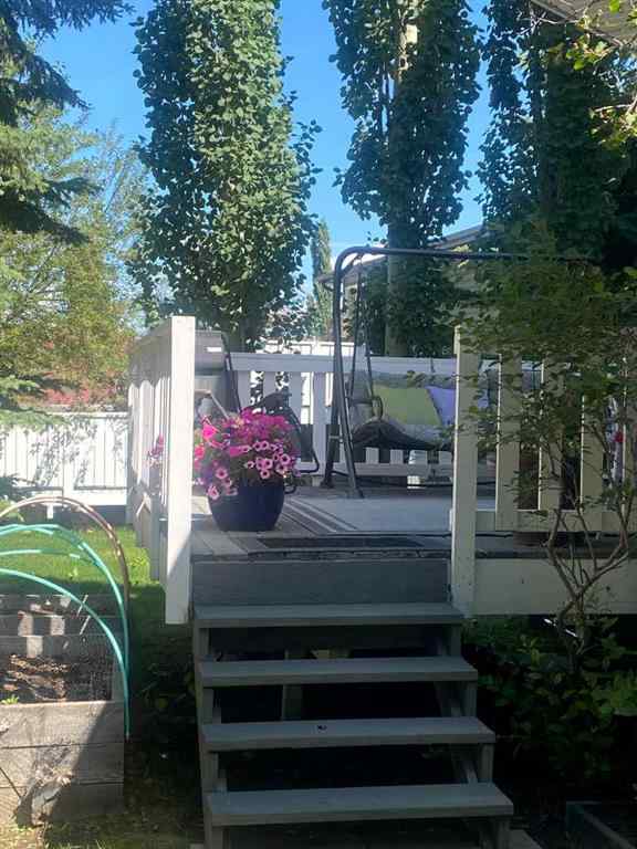 MLS® A2245793 - 2 Pritchard Close  in Pierview Sylvan Lake, Residential
