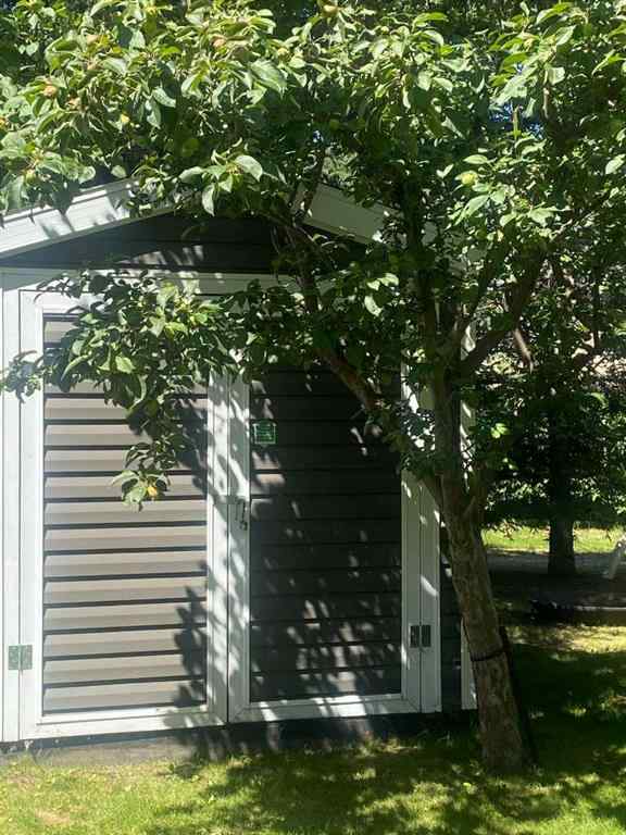 MLS® A2245793 - 2 Pritchard Close  in Pierview Sylvan Lake, Residential
