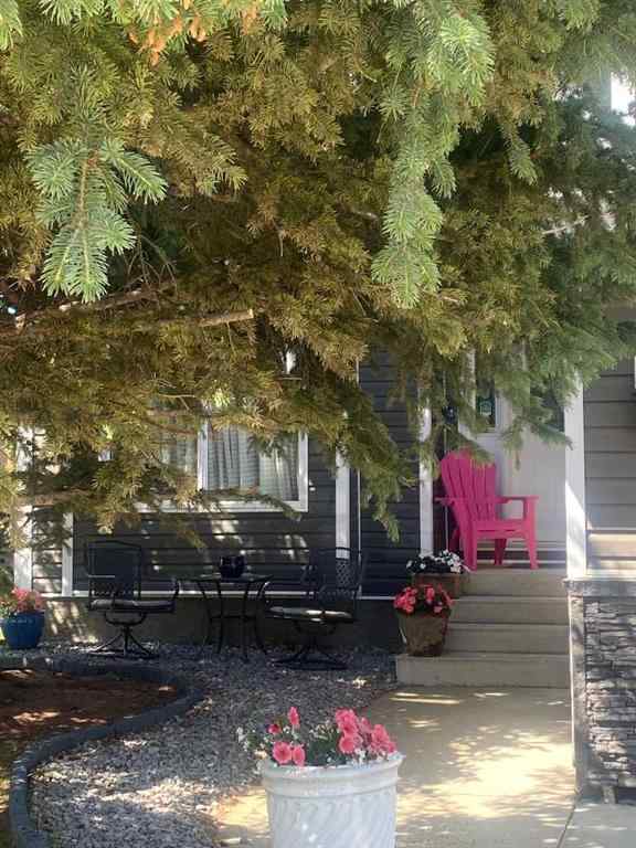 MLS® A2245793 - 2 Pritchard Close  in Pierview Sylvan Lake, Residential