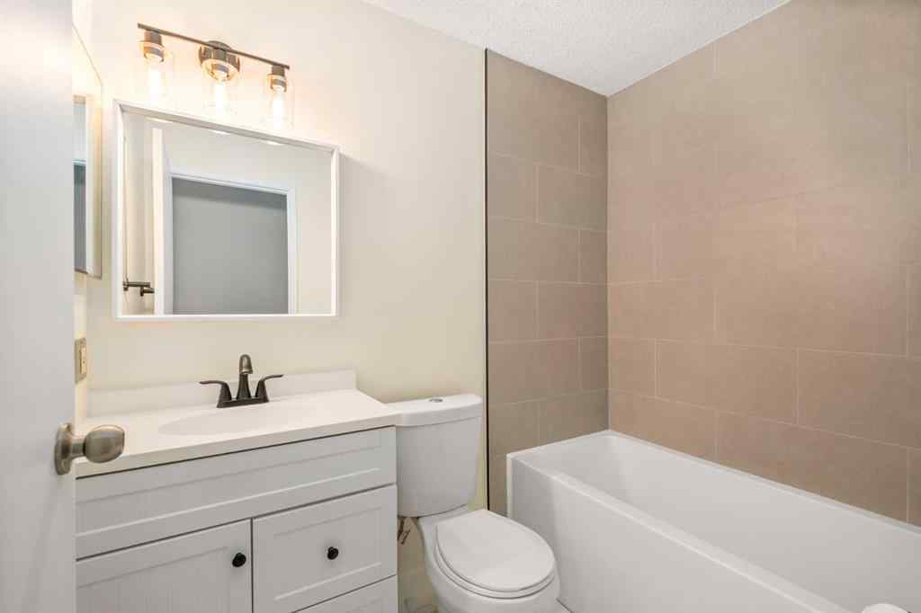 MLS® A2245795 - Unit #314 525 56 Avenue SW in Windsor Park Calgary, Residential