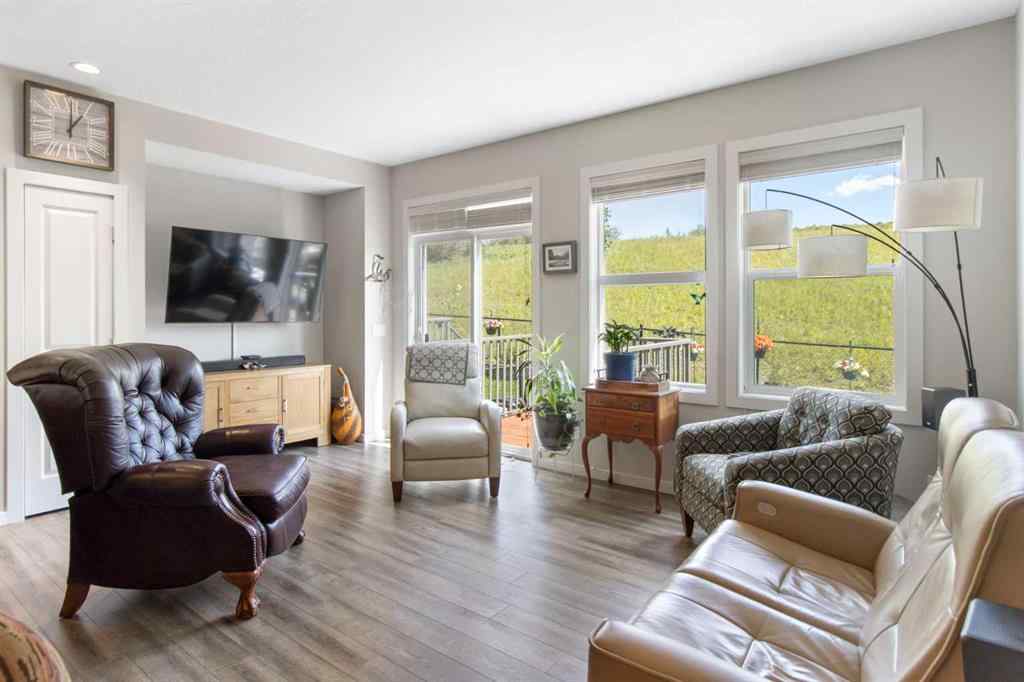 MLS® A2245804 - 39 Heritage Vista  in Heritage Hills Cochrane, Residential