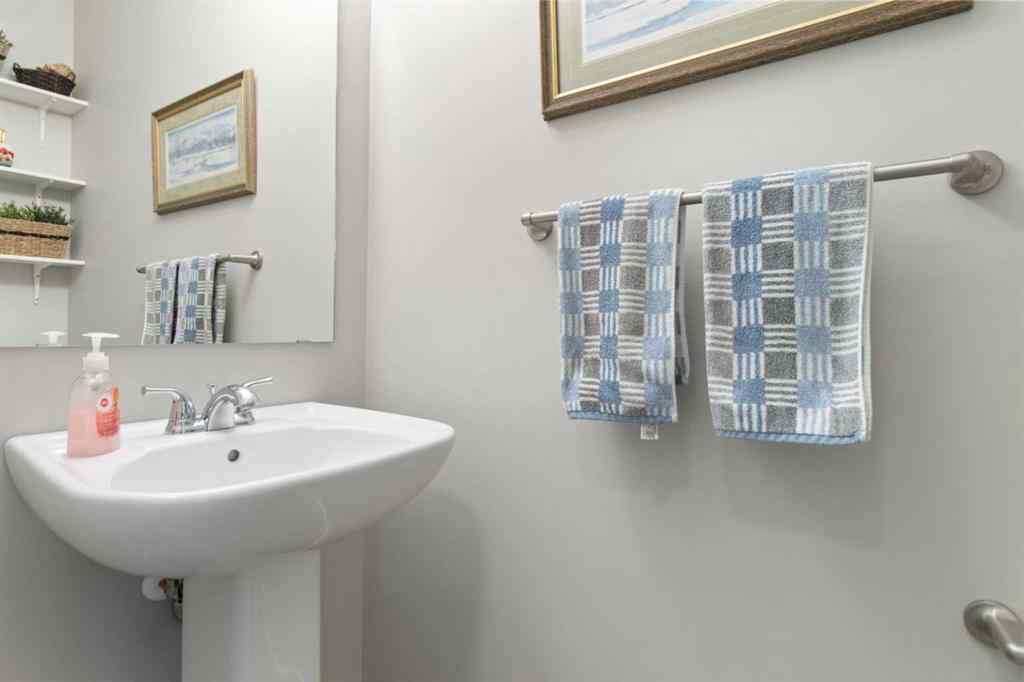 MLS® A2245804 - 39 Heritage Vista  in Heritage Hills Cochrane, Residential