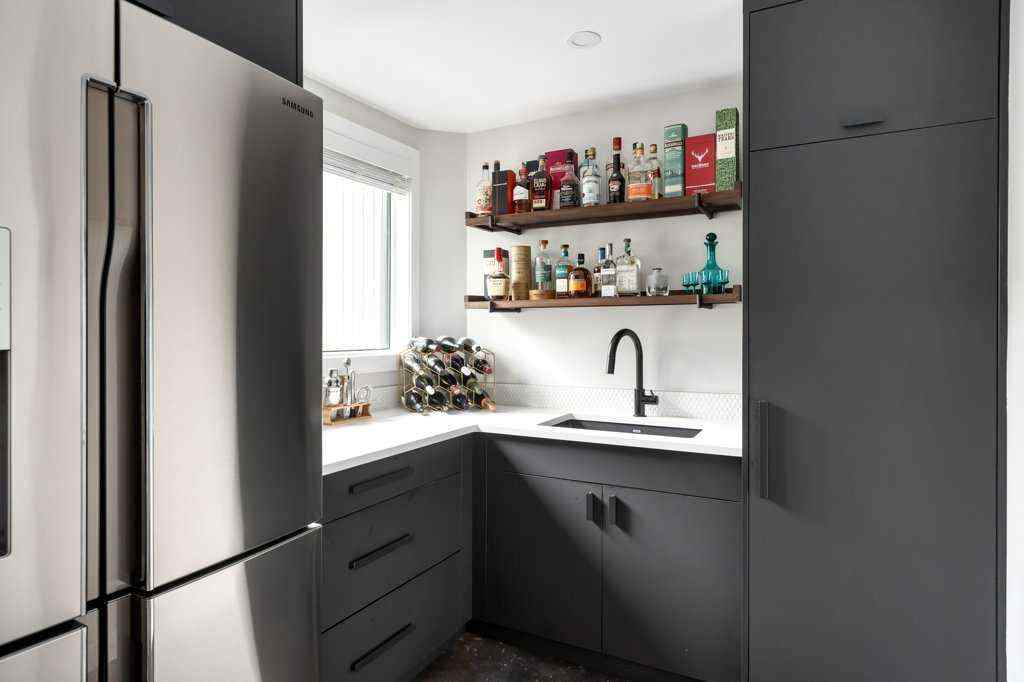 MLS® A2245811 - 56 Massey Place SW in Mayfair Calgary, Residential