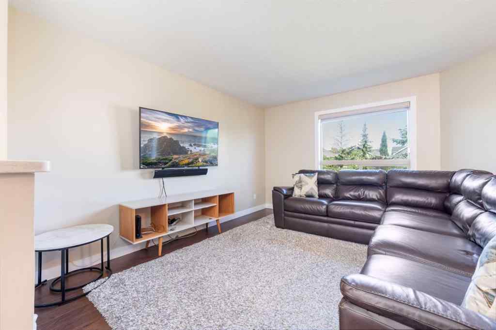 MLS® A2245812 - 220 Bayside Point SW in Bayside Airdrie, Residential