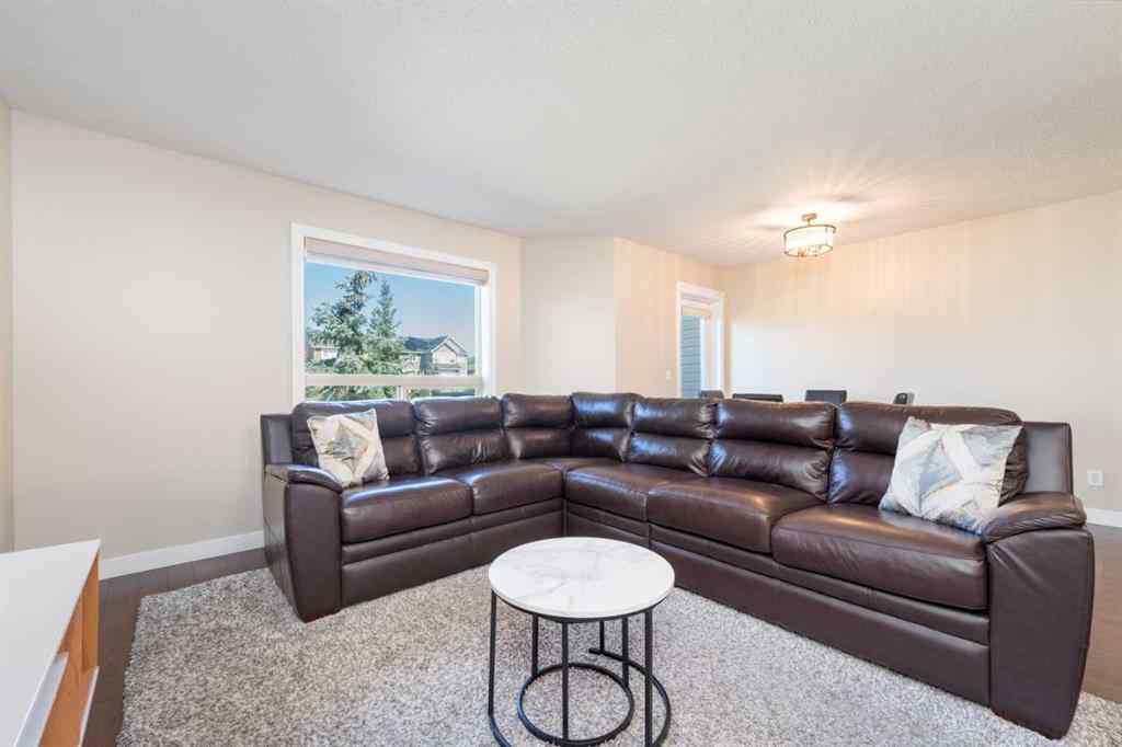 MLS® A2245812 - 220 Bayside Point SW in Bayside Airdrie, Residential