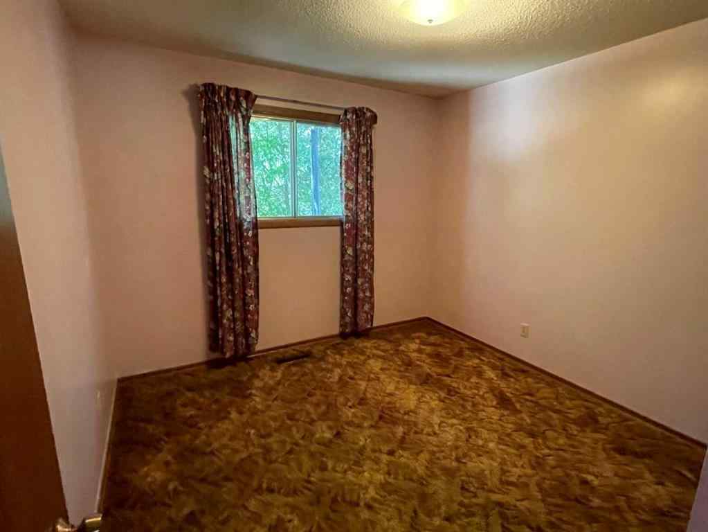 MLS® A2245820 - 5420 Willock Crescent  in NONE Swan Hills, Residential