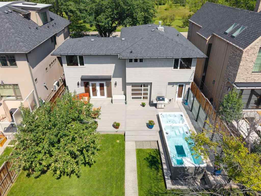 MLS® A2245823 - 2815 Canmore Road NW in Banff Trail Calgary, Residential