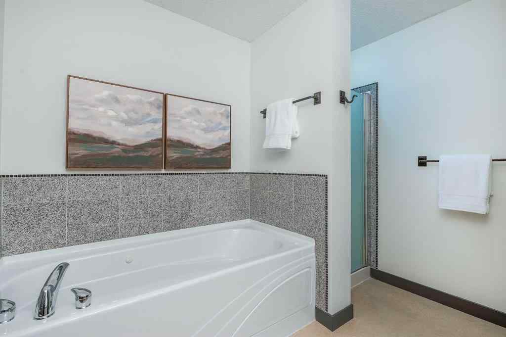 MLS® A2245823 - 2815 Canmore Road NW in Banff Trail Calgary, Residential