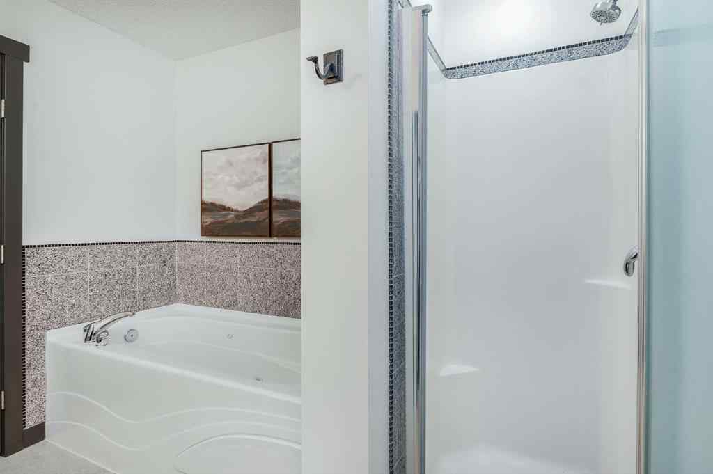 MLS® A2245823 - 2815 Canmore Road NW in Banff Trail Calgary, Residential