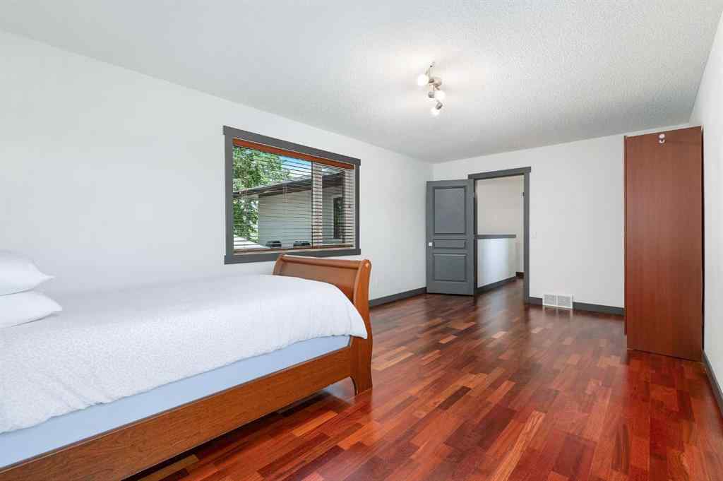MLS® A2245823 - 2815 Canmore Road NW in Banff Trail Calgary, Residential