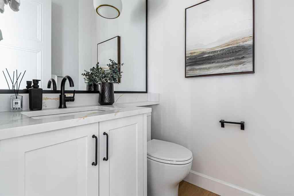 MLS® A2245834 - 1940 50 Avenue SW in Altadore Calgary, Residential