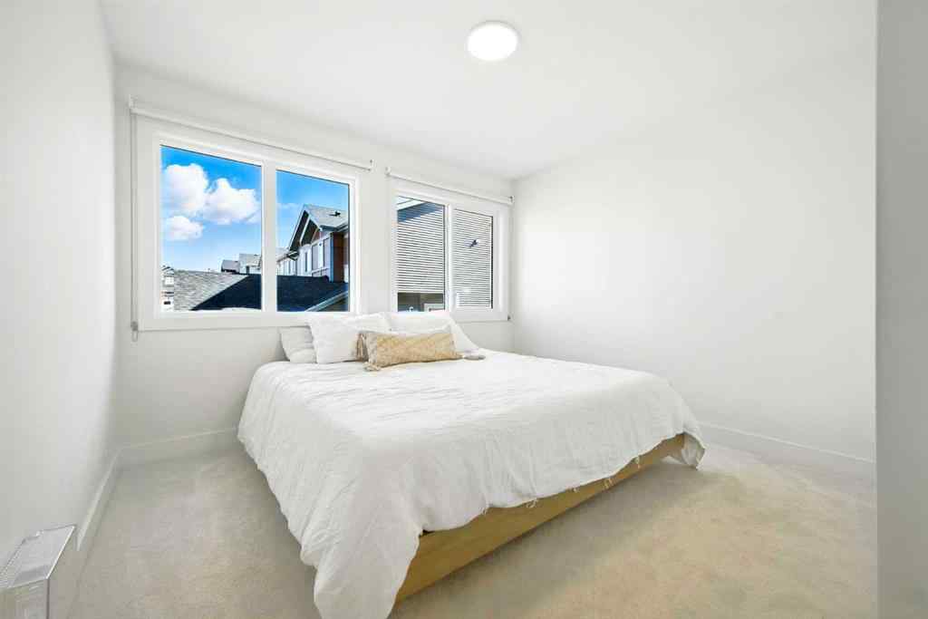 MLS® A2245835 - 5 Sundown Close  in Sunset Ridge Cochrane, Residential