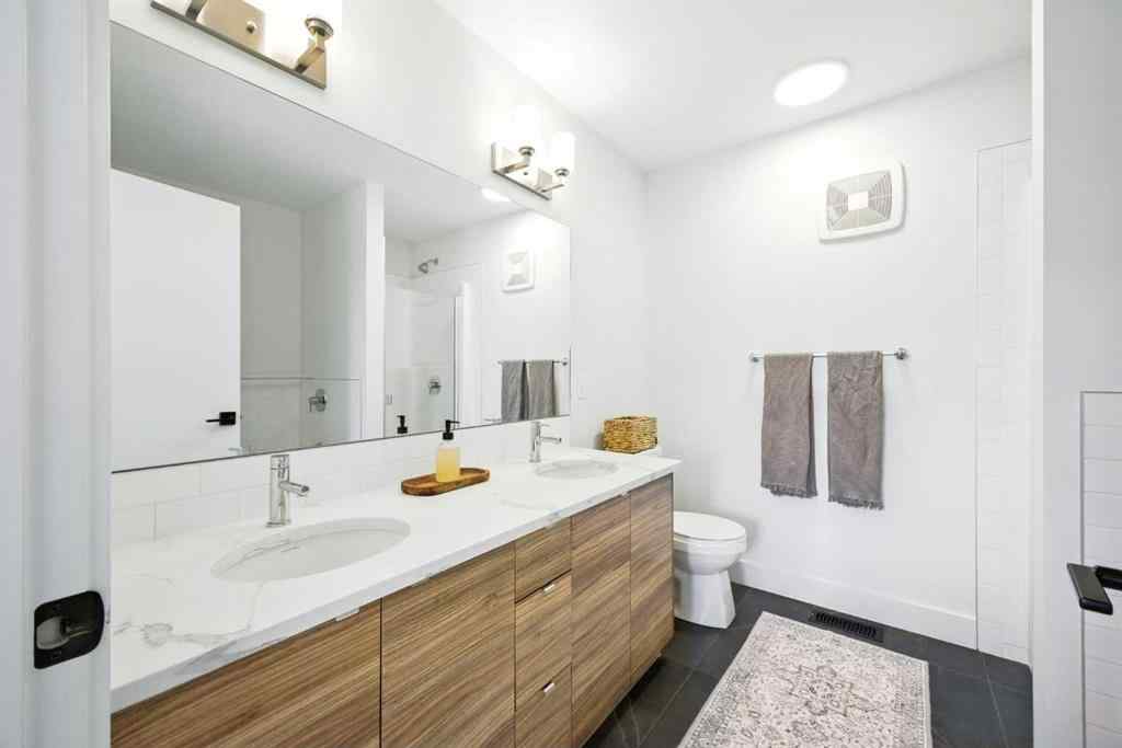 MLS® A2245835 - 5 Sundown Close  in Sunset Ridge Cochrane, Residential