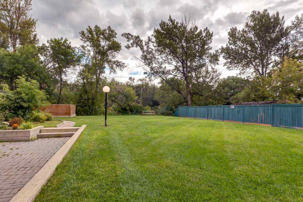 MLS® A2245839 - Unit #211 2204 1 Street SW in Mission Calgary, Residential