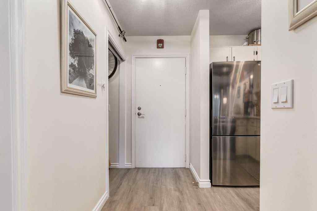 MLS® A2245839 - Unit #211 2204 1 Street SW in Mission Calgary, Residential
