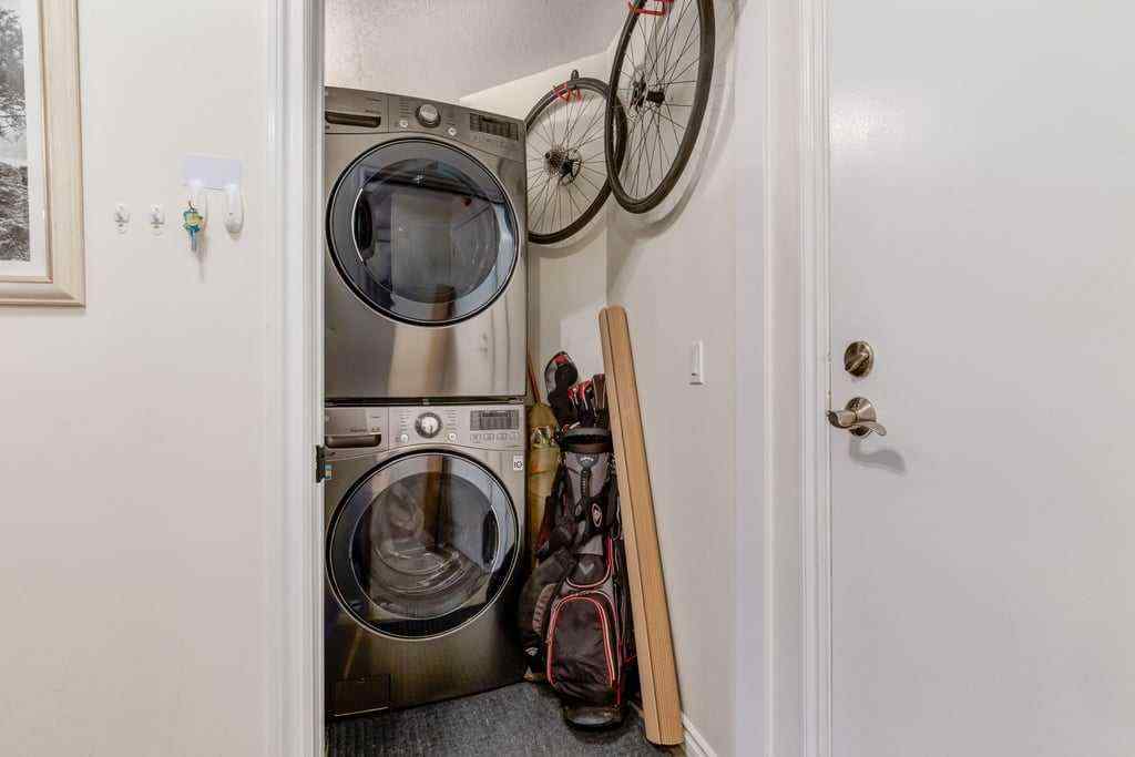 MLS® A2245839 - Unit #211 2204 1 Street SW in Mission Calgary, Residential