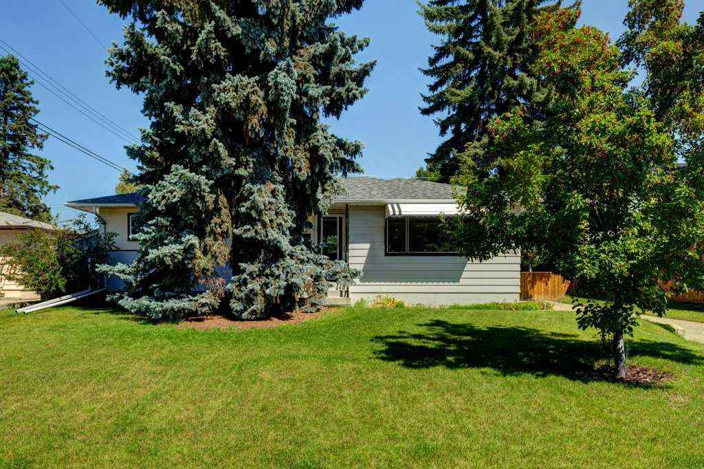 MLS® A2245841 - 1008 89 Avenue SW in Haysboro Calgary, Residential