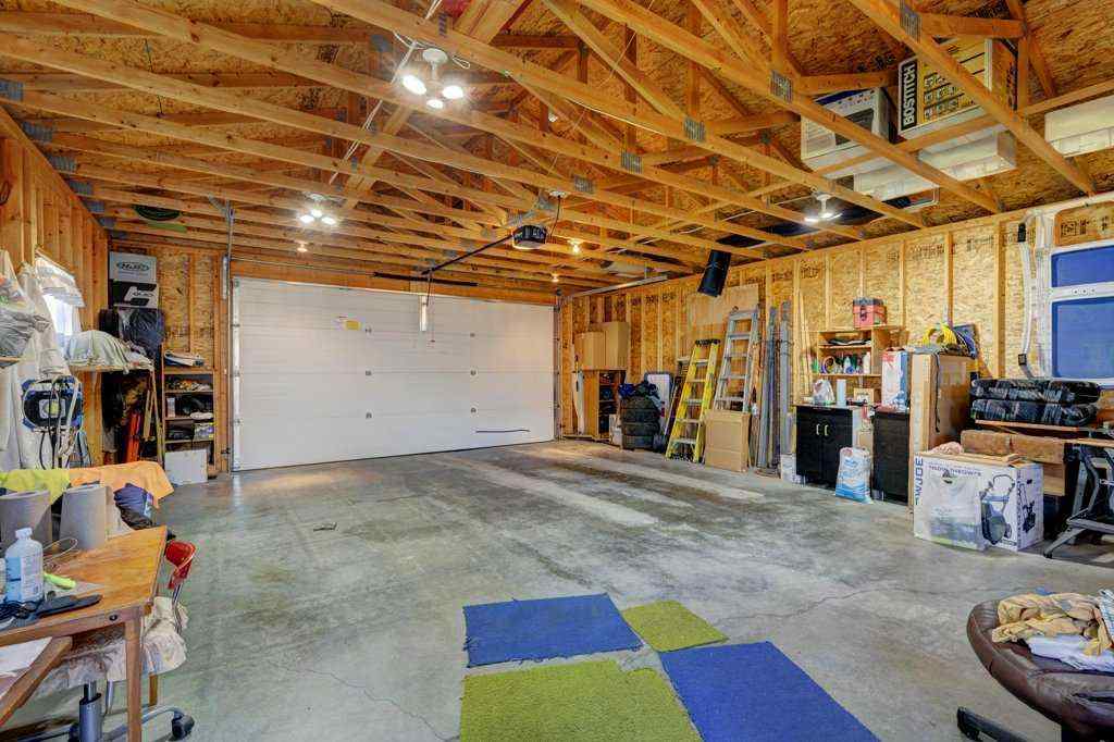 MLS® A2245841 - 1008 89 Avenue SW in Haysboro Calgary, Residential