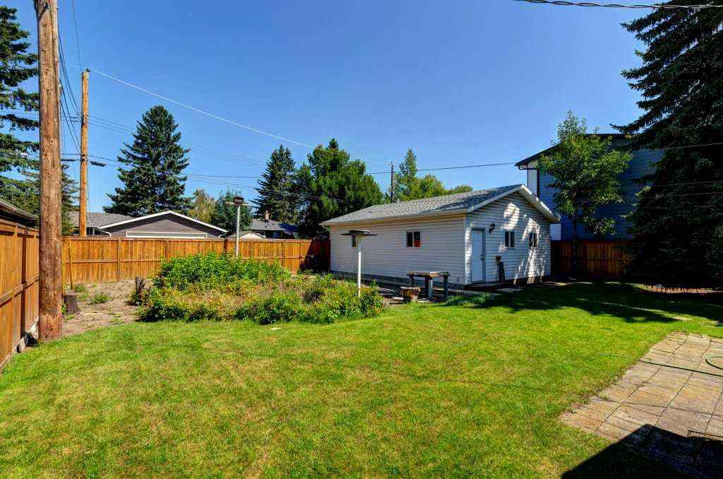 MLS® A2245841 - 1008 89 Avenue SW in Haysboro Calgary, Residential