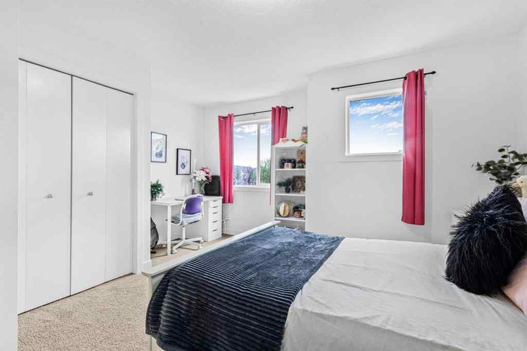 MLS® A2245856 - Unit #1006 2445 Kingsland Road SE in Kings Heights Airdrie, Residential