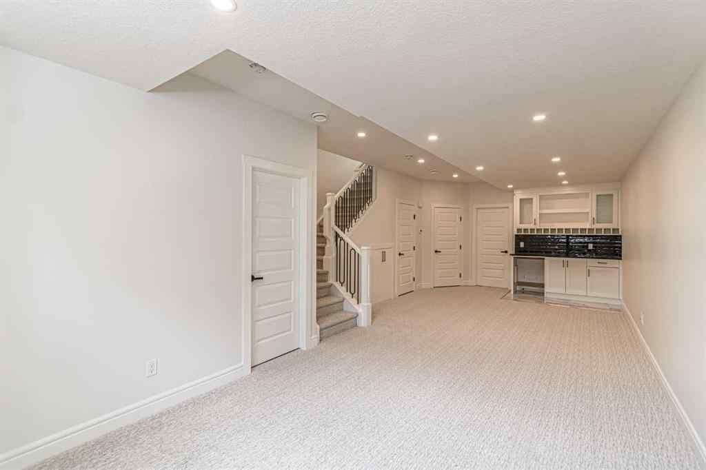 MLS® A2245859 - 2050 41 Avenue SW in Altadore Calgary, Residential