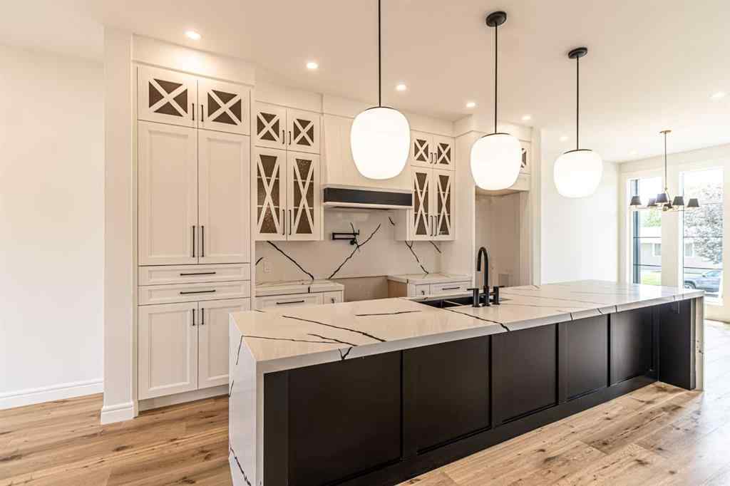 MLS® A2245859 - 2050 41 Avenue SW in Altadore Calgary, Residential