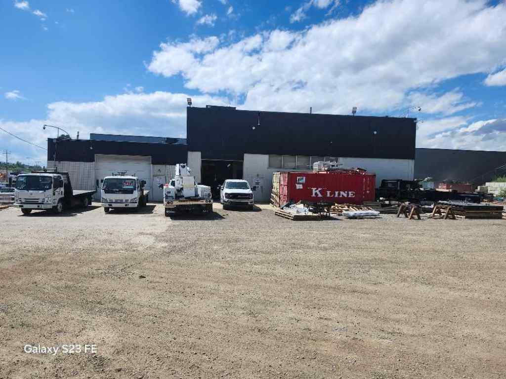 MLS® A2245867 - 926 46 Avenue SE in Highfield Calgary, Commercial