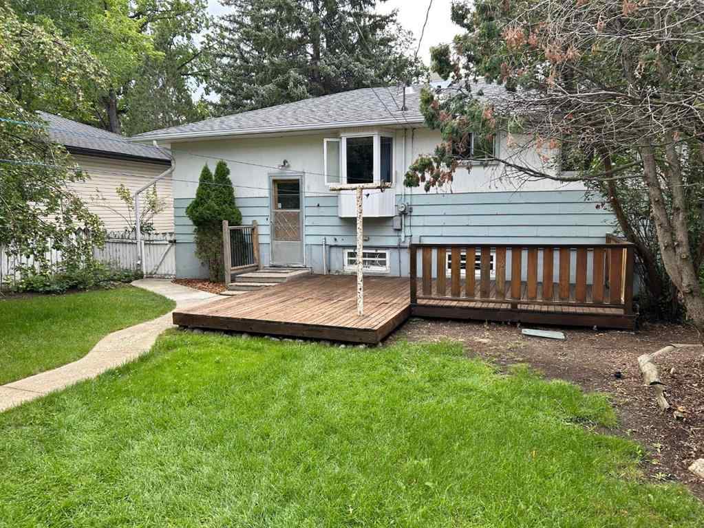 MLS® A2245871 - 208 23 Street S in Glendale Lethbridge, Residential