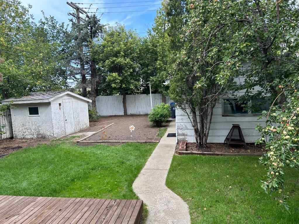 MLS® A2245871 - 208 23 Street S in Glendale Lethbridge, Residential