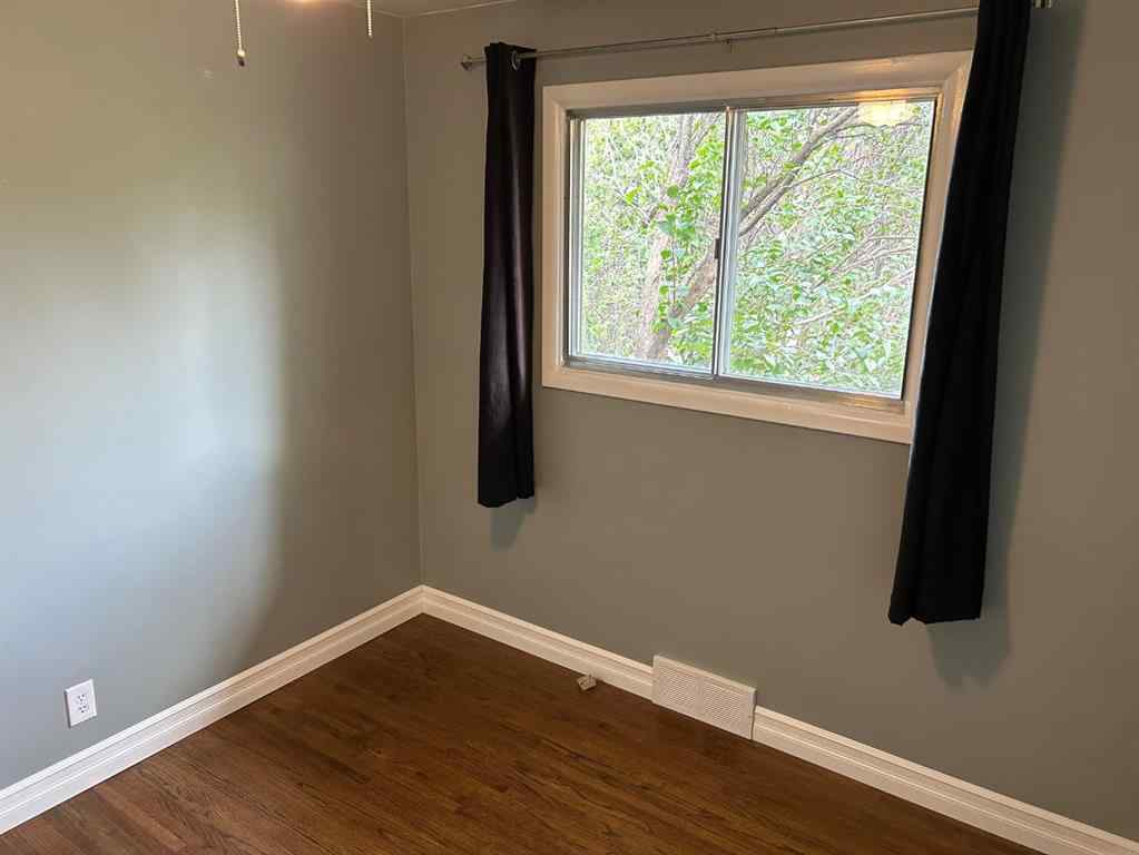 MLS® A2245871 - 208 23 Street S in Glendale Lethbridge, Residential