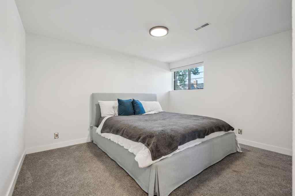 MLS® A2245880 - 4 Coach Ridge Close SW in Coach Hill Calgary, Residential