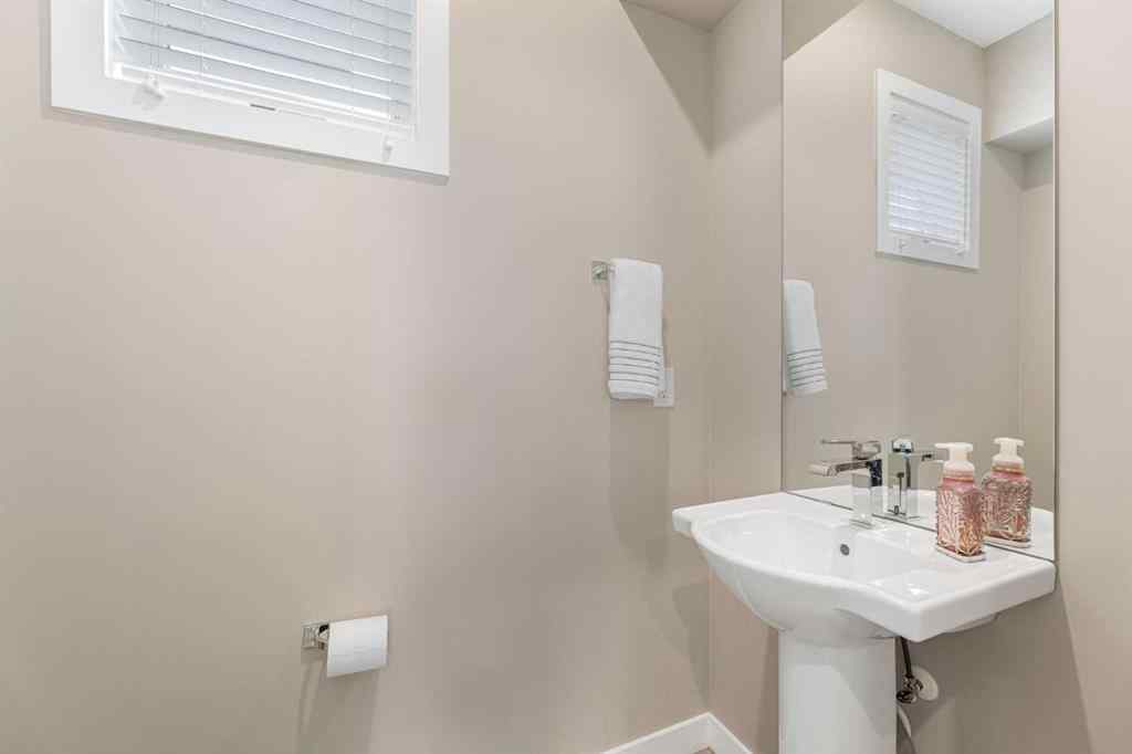 MLS® A2245881 - 846 78 Street SW in West Springs Calgary, Residential