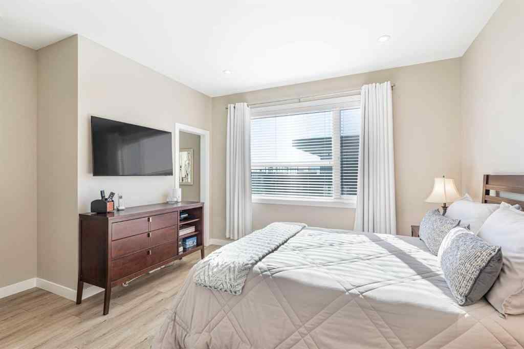 MLS® A2245881 - 846 78 Street SW in West Springs Calgary, Residential