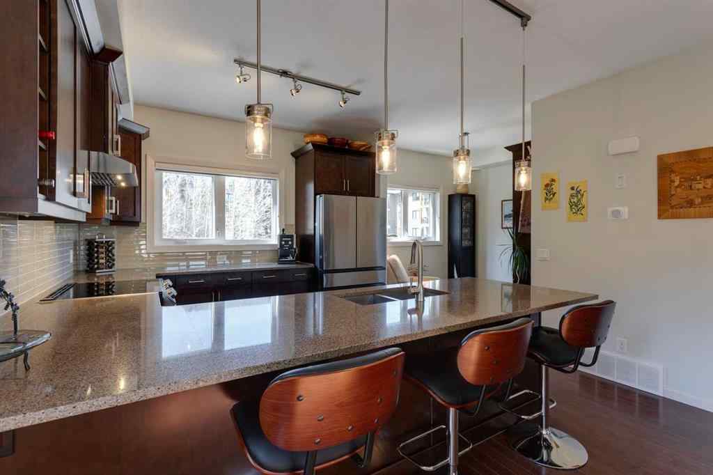 MLS® A2245883 - 303 Valley Ridge Manor NW in Valley Ridge Calgary, Residential