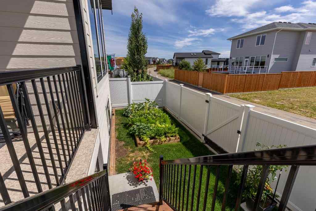 MLS® A2245884 - 648 Sixmile Crescent S in Southgate Lethbridge, Residential