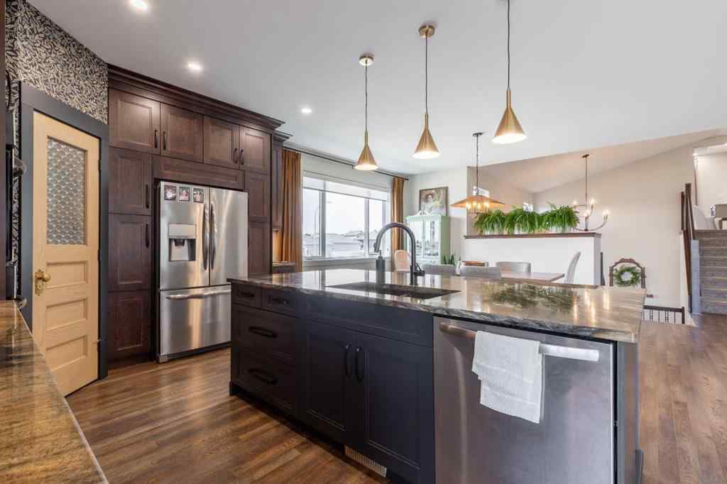 MLS® A2245884 - 648 Sixmile Crescent S in Southgate Lethbridge, Residential