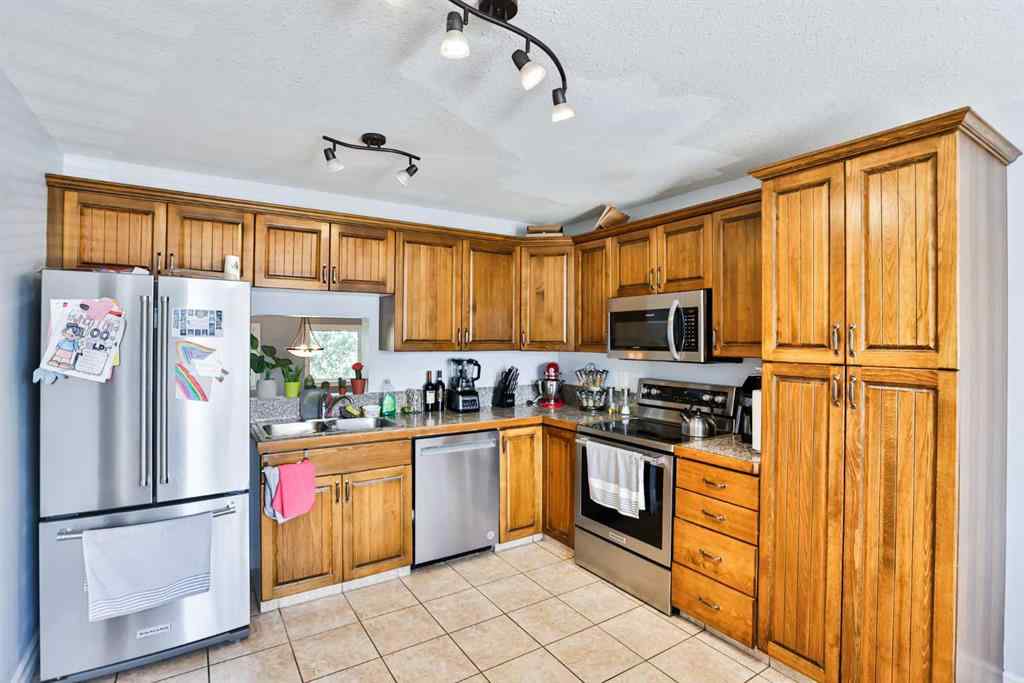 MLS® A2245894 - Unit #57 762 Heritage Boulevard W in Heritage Heights Lethbridge, Residential
