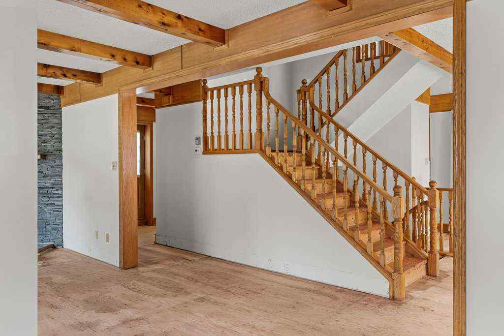 MLS® A2245896 - 524 Deer Street  in NONE Banff, Residential