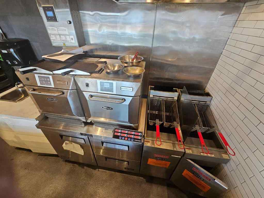 MLS® A2245906 - 123 Peirogies Station S in Bayview Calgary, Commercial