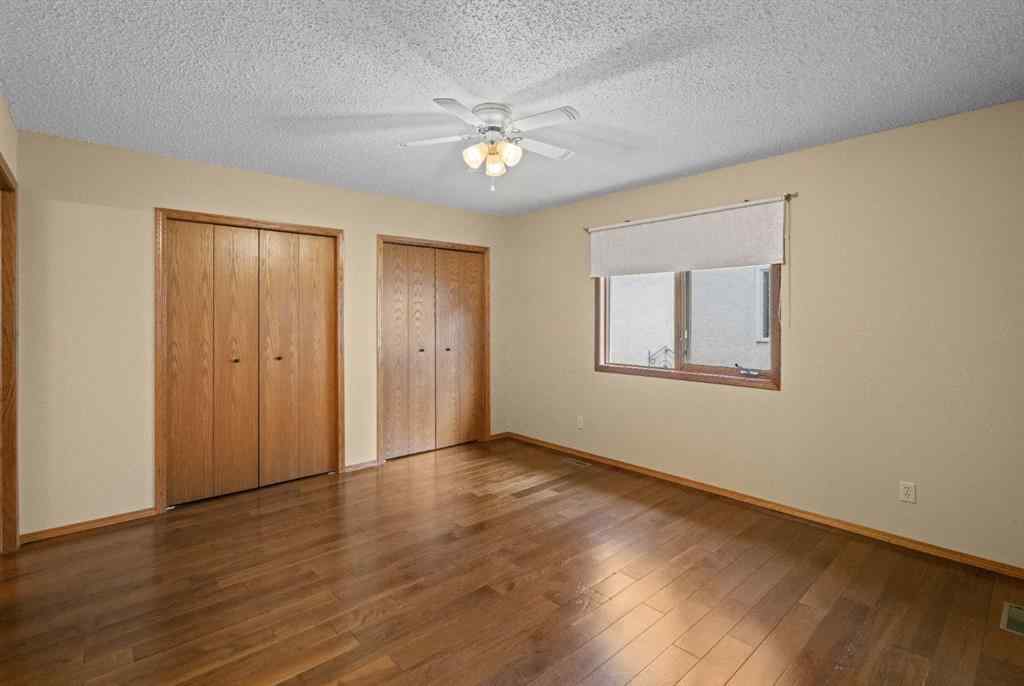 MLS® A2245908 - 5426 60 Street  in Victoria Park Camrose, Residential