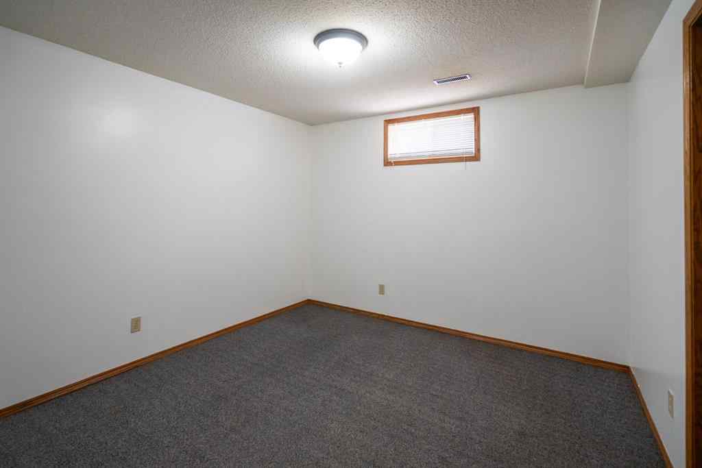 MLS® A2245908 - 5426 60 Street  in Victoria Park Camrose, Residential