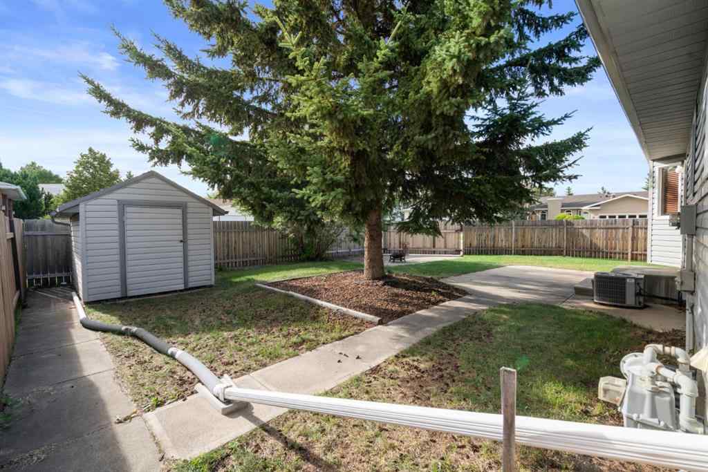 MLS® A2245908 - 5426 60 Street  in Victoria Park Camrose, Residential