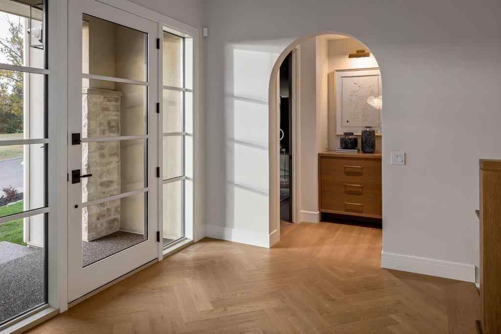 MLS® A2245914 - 2920 Toronto Crescent NW in St Andrews Heights Calgary, Residential