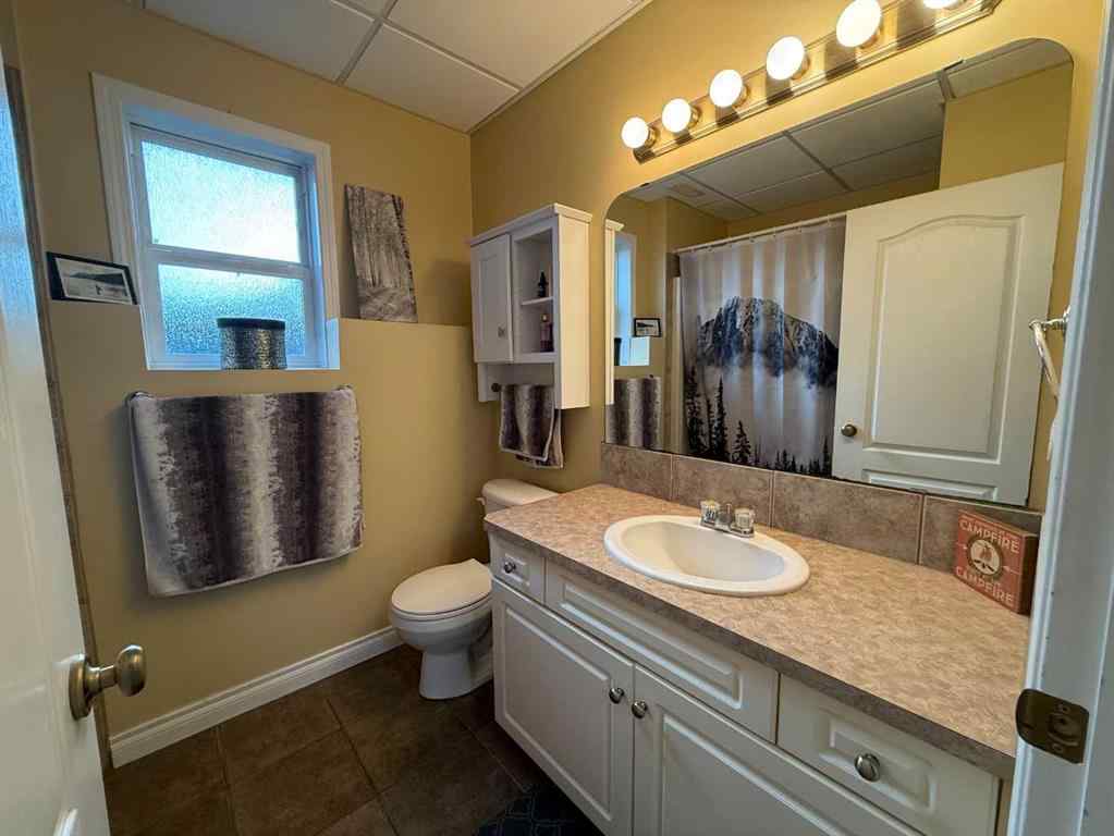 MLS® A2245918 - Unit ##2 5011 55 Ave   in Central Ponoka Ponoka, Residential