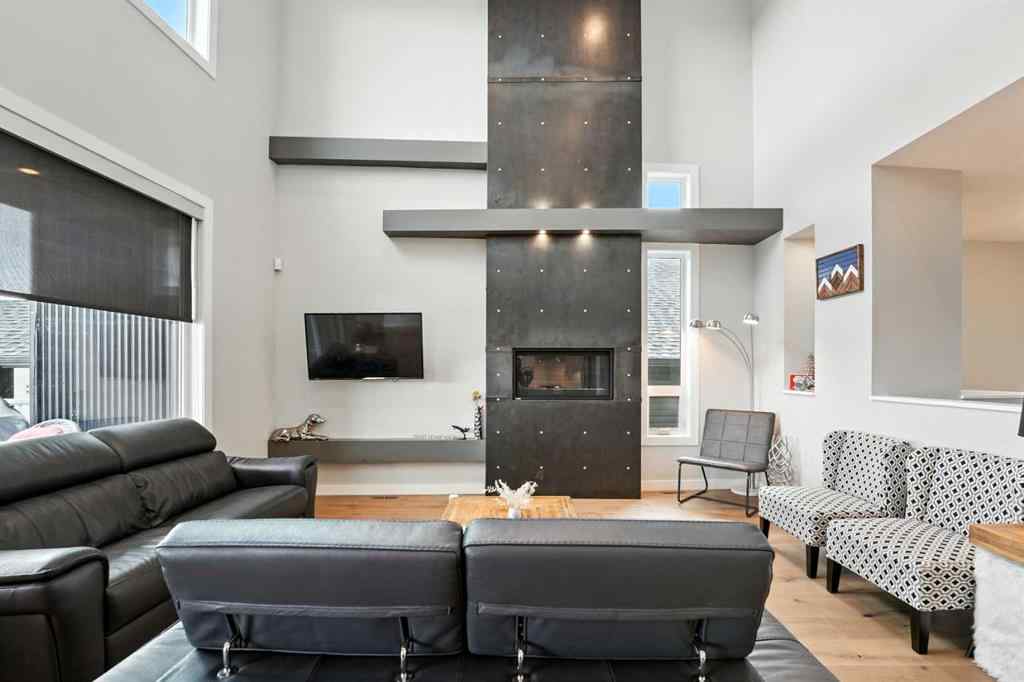 MLS® A2245919 - 102 Longmire Close  in Laredo Red Deer, Residential