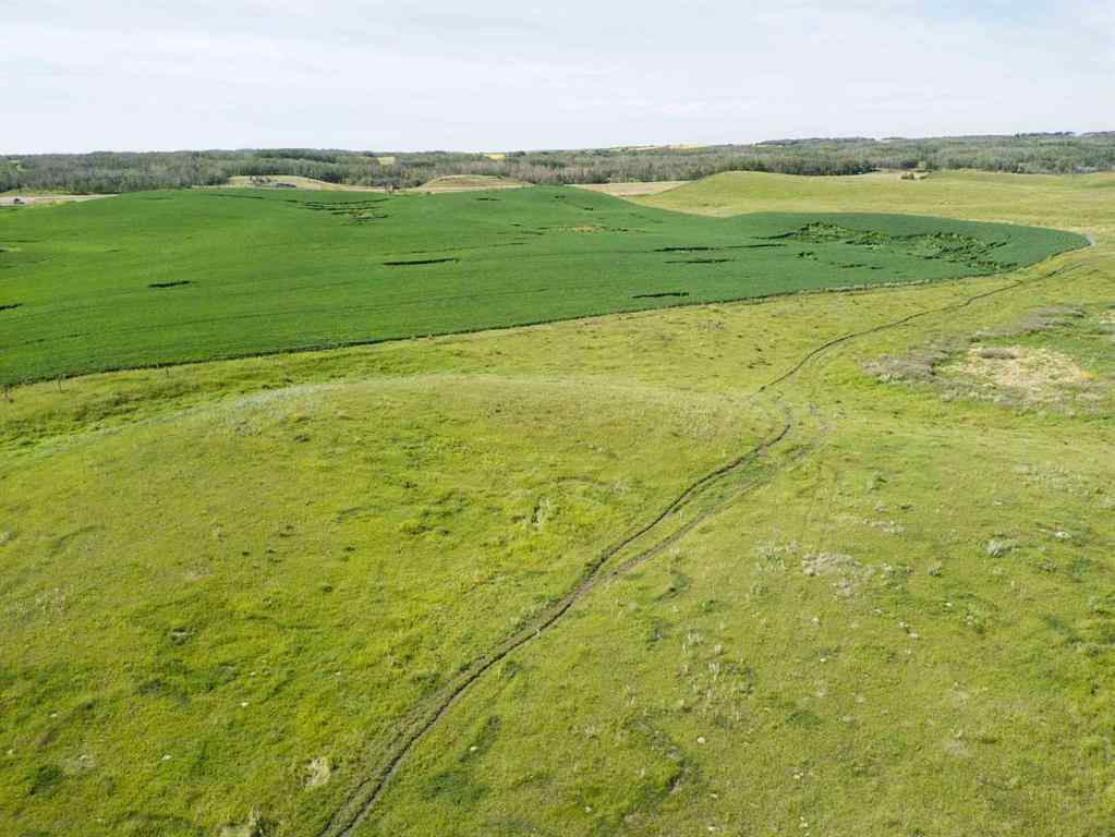 MLS® A2245923 - SW,26,35,22,W$M Hi way 590 Highway  in NONE Elnora, Agri-Business